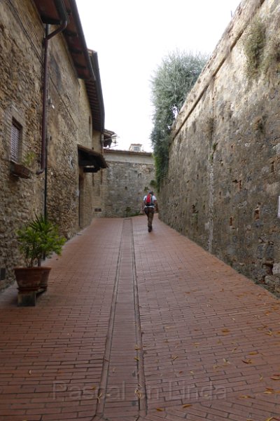 P1010945_San Gimignano.JPG