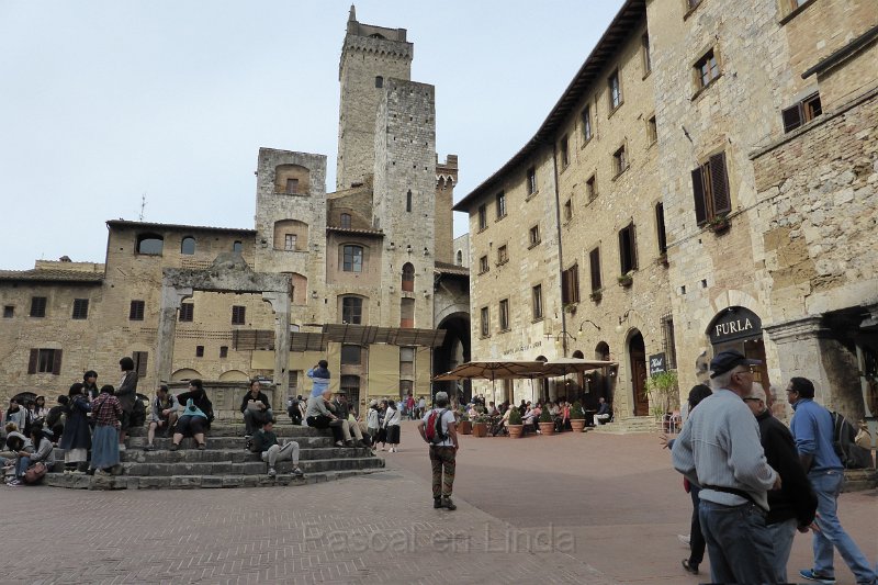 P1010960_San Gimignano.JPG